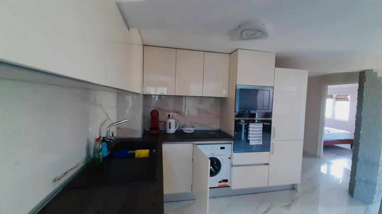 Centrally Located Apartment In Varna Eksteriør bilde