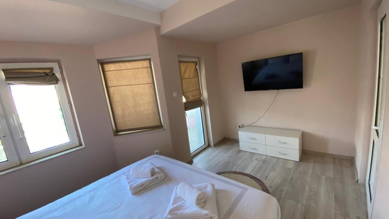 Centrally Located Apartment In Varna Eksteriør bilde