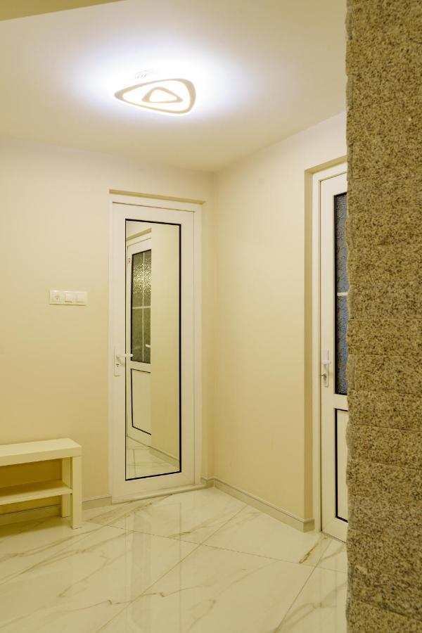 Centrally Located Apartment In Varna Eksteriør bilde