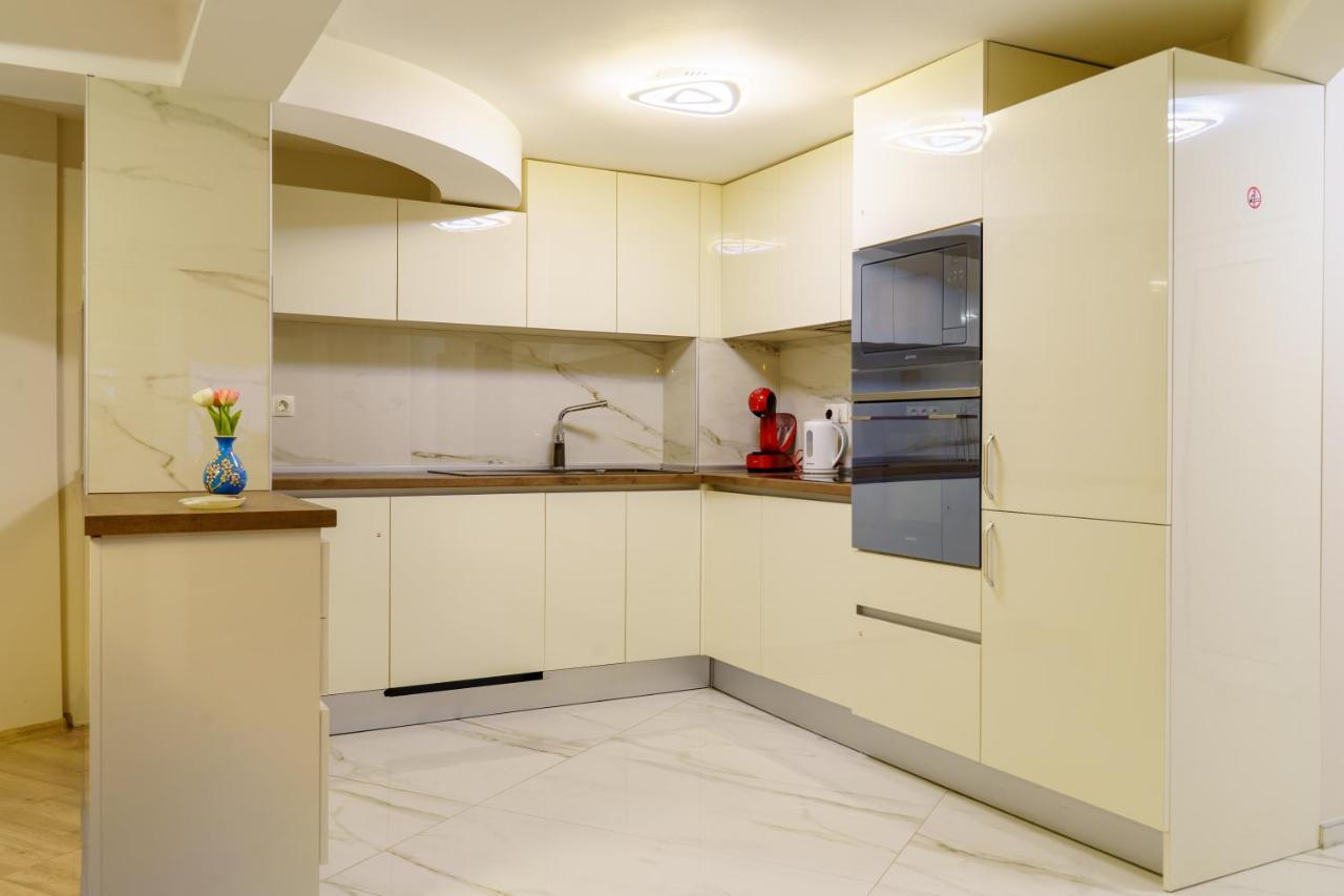 Centrally Located Apartment In Varna Eksteriør bilde